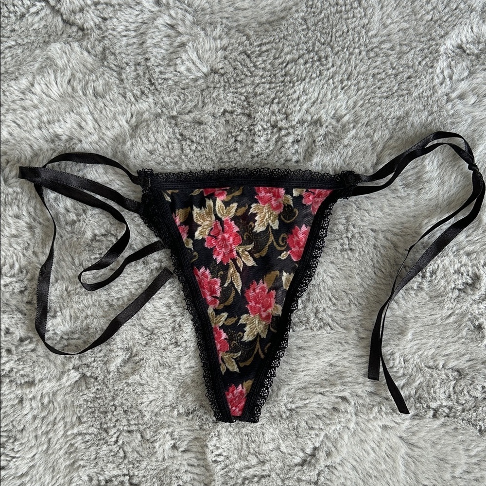 Vintage Floral Side Tie Thong Panty S